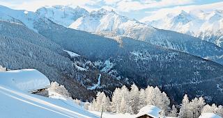 Den Tourismus f&ouml;rdern. Die Gef&auml;sse von Bund und Kanton sind offen. Bild: ob Visperterminen.Foto zvg