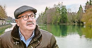Fachmann. Rolf Weingartner, emeritierter Professor f&uuml;r Hydrologie, besch&auml;ftigt sich nach wie vor intensiv mit dem Thema Wasser.Foto Val&eacute;rie Giger