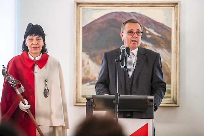 Neujahrsempfang. Regierungspräsident Roberto Schmidt plädiert für mehr Respekt im politischen Diskurs.