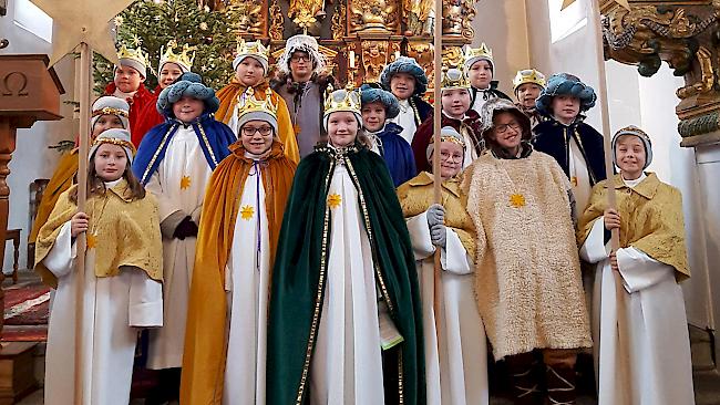 Die Sternsinger in Eyholz sammelten heuer für das Hilfsprojekt «Wasser für Kamerun».