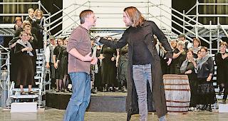 An der Probe von &laquo;Zorro &ndash; das Musical&raquo;. Eine spannende, aktuelle Geschichte und Musik, die in die Beine geht &ndash; gute Voraussetzungen f&uuml;r beste Unterhaltung.Fotos mengis media/Daniel Berchtold