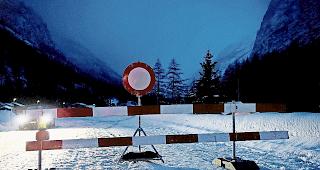 Strasse versus Bahn. Die IG Zufahrt Zermatt m&ouml;chte, dass das Volk entscheidet, ob es eine Investitionsschutzvereinbarung zulasten einer kontrollierten &Ouml;ffnung der Strasse T&auml;sch&ndash;Zermatt goutiert.