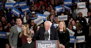 Die erste Vorwahl der Demokraten im US-Pr&auml;sidentschaftsrennen ist im Chaos versunken: Die Partei sah sich nach der wegweisenden ersten Abstimmung im Bundesstaat Iowa nicht in der Lage, in der Nacht zum Dienstag Ergebnisse zu ver&ouml;ffentlichen.