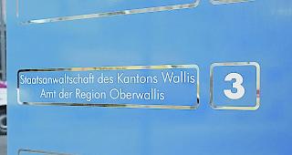 Die Staatsanwaltschaft Wallis hat das Strafverfahren im Fall des t&ouml;dlichen Arbeitsunfalls im Riedbergtunnel 2018 eingestellt. (Archiv)