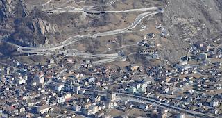 Die Strasse Gampel-Goppenstein ist am Mittwoch von 13.45 Uhr bis 14.30 Uhr gesperrt.