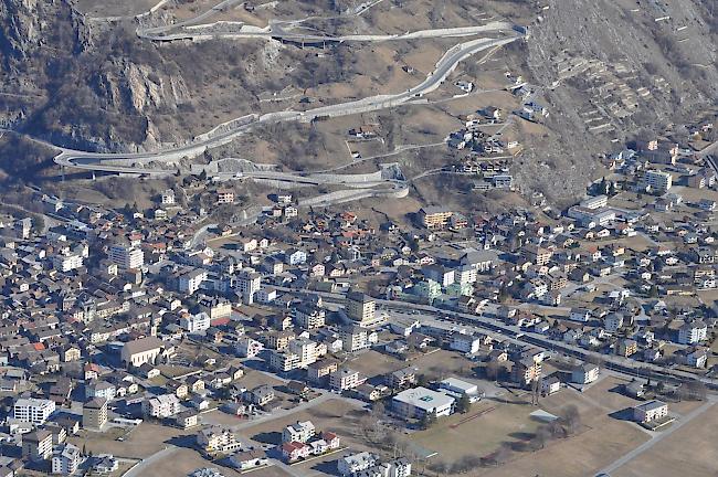 Die Strasse Gampel-Goppenstein ist am Mittwoch von 13.45 Uhr bis 14.30 Uhr gesperrt.