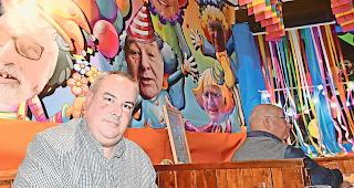 Tradition. Dominique Russi, seit 1996 bei der Leuker Fasnachtsgesellschaft &laquo;Schlangu-Doru&raquo; und seit 2005 deren Mageran: &laquo;Sch&ouml;n w&auml;rs, wenn sich die Leute der Tradition wiederum bewusst w&uuml;rden.&raquo;