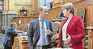 Namens&auml;nderung? Die Frage spaltet die CVP &ndash; Bundesr&auml;tin Viola Amherd zeigt sich offen, St&auml;nderat Beat Rieder ist dagegen.