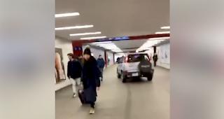 Am Dienstag kurvte ein Auto durch die Visper Bahnhofsunterf&uuml;hrung.