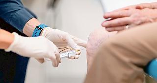 Pfeiler der Grundversorgung. Haus&auml;rzte erbringen effiziente und kosteng&uuml;nstige Leistungen. Ihr Job braucht ein neues Profil. 