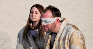 Das Freie Theater Oberwallis bei Proben zu &laquo;Oedipus&raquo;.