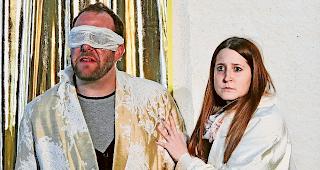 Dramatisch. Jean-Claude Knubel als &Ouml;dipus und Patricia Imseng als Antigone bei den Proben.