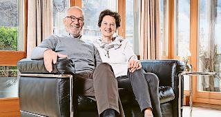 Flexibel. Herbert und Marie-Th&eacute;r&egrave;se Roten-Stoffel in ihrer Wohnung in Visp.Foto mengis media/Andrea Soltermann