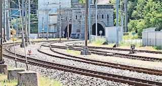 Der Walliser Staatsrat will sehr wahrscheinlich nochmals beim Bundesrat vorstellig werden, um das Problem mit den Grenzg&auml;ngern zu l&ouml;sen.
