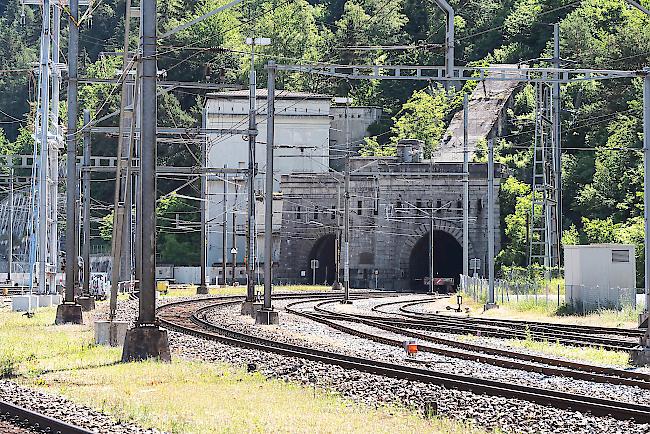 Ab Donnerstag reduziert die SBB ihr Angebot im Verkehr nach Italien weiter. Auf der Simplonachse sind zwei von sieben EC-Verbindungen betroffen.