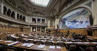 Das Bundesparlament hat die Verfassungs&auml;nderungen im Kanton Wallis gutgeheissen.