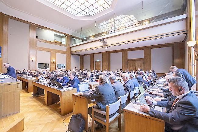 Gewinne bis 250’000 Franken werden neu mit 11,89 Prozent besteuert. Das ist schweizweit ein sehr tiefer Steuersatz. (Archivbild)