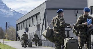 Bis zu 8000 Armeeangeh&ouml;rige sollen die zivilen Einrichtungen im Kampf gegen das Coronavirus unterst&uuml;tzen. Bisher acht Kantone machten bis Dienstag Gebrauch vom Angebot, die Armee um Hilfe zu bitten.