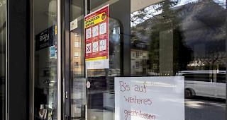 Bis auf Weiteres. Einer von Schmids Coiffeur-Salons in Visp.