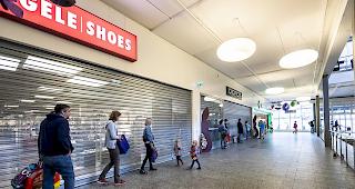 In der Migros in Glis betrug die Wartezeit teilweise &uuml;ber eine Stunde, bis man &uuml;berhaupt ins Gesch&auml;ft rein durfte.