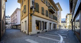 Das Coronavirus breitet sich weltweit immer schneller aus. In der Schweiz gab es am Dienstagmittag bereits 90 Todesf&auml;lle. Fast 9000 Personen haben sich mit dem Virus angesteckt.