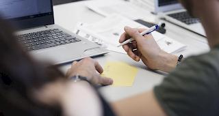 Lehrabschluss. Pr&uuml;fungen in den Bereichen Allgemeinbildung und Berufskenntnisse finden nicht statt.