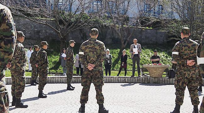 In Anbetracht der aktuellen Situation der Corona-Pandemie nimmt der Krisenstab des Spitalzentrums Oberwallis am Standort in Visp die Unterstützung der Armee in Anspruch.
