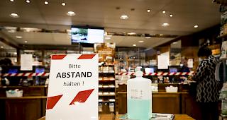 Die Schweiz weist mit 266 Fällen pro 100'000 Einwohnern eine der höchsten Neuansteckungsraten auf. (Symbolbild: Apotheke)